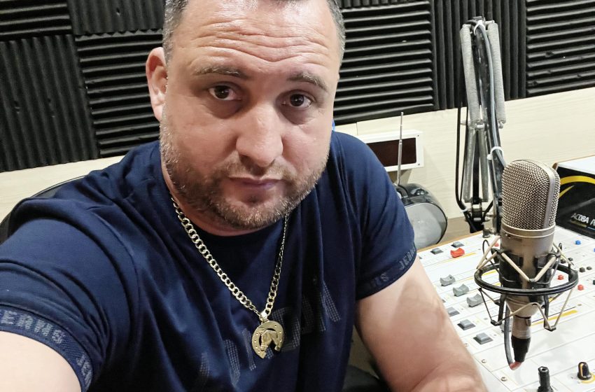  Fim de um ciclo histórico: J. Junior Marim se despede da Nova Jaru FM 94.1 e programa Sábado Mix deixa a programação da emissora