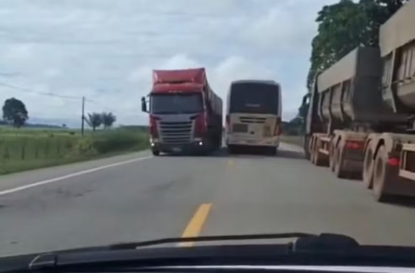  Motorista da prefeitura é afastado após ser flagrado transportando pacientes em alta velocidade na BR-364